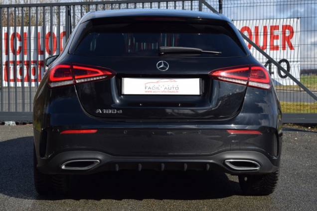 MERCEDES BENZ CLASSE A AMG LINE 180 D 7G DCT 116 CV 7