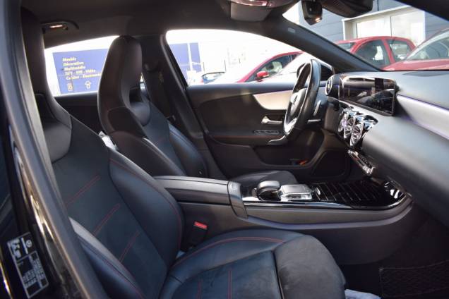 MERCEDES BENZ CLASSE A AMG LINE 180 D 7G DCT 116 CV 17