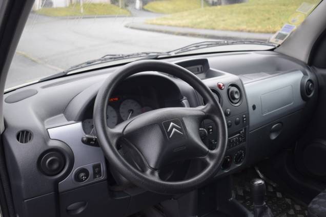 CITROEN BERLINGO BIVOUAC 1.4 75 CV / 1 ERE MAIN 9 CITROEN BERLINGO BIVOUAC 1.4 75 CV / 1 ERE MAIN 9