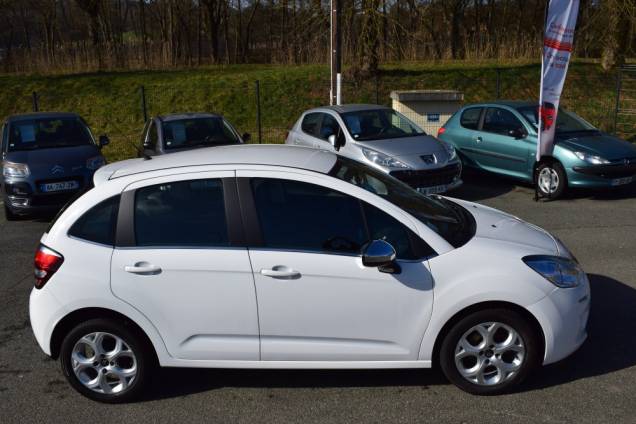 CITROEN C3 1.2 82 CV 5 PORTES / 51000 KMS 10 CITROEN C3 1.2 82 CV 5 PORTES / 51000 KMS 10