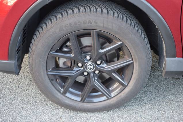 TOYOTA RAV4 BLACK EDITION 2.5 197 CV HYBRID 2WD / 30600 KMS / 1ere MAIN 9 TOYOTA RAV4 BLACK EDITION 2.5 197 CV HYBRID 2WD / 30600 KMS / 1ere MAIN 9