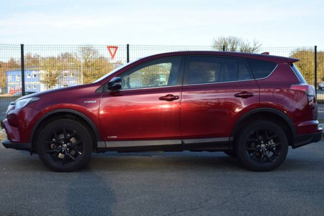 TOYOTA RAV4 BLACK EDITION 2.5 197 CV HYBRID 2WD / 30600 KMS / 1ere MAIN 8 TOYOTA RAV4 BLACK EDITION 2.5 197 CV HYBRID 2WD / 30600 KMS / 1ere MAIN 8