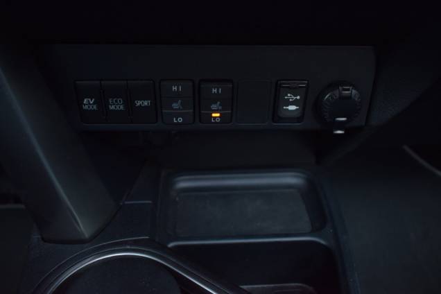 TOYOTA RAV4 BLACK EDITION 2.5 197 CV HYBRID 2WD / 30600 KMS / 1ere MAIN 24 TOYOTA RAV4 BLACK EDITION 2.5 197 CV HYBRID 2WD / 30600 KMS / 1ere MAIN 24