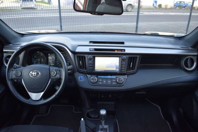TOYOTA RAV4 BLACK EDITION 2.5 197 CV HYBRID 2WD / 30600 KMS / 1ere MAIN 18 TOYOTA RAV4 BLACK EDITION 2.5 197 CV HYBRID 2WD / 30600 KMS / 1ere MAIN 18