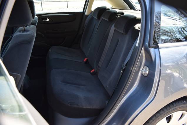 CITROËN C4 PACK 5 PORTES 1.6 HDI 92 CV / 1ère MAIN / 32000 KMS 13 CITROËN C4 PACK 5 PORTES 1.6 HDI 92 CV / 1ère MAIN / 32000 KMS 13