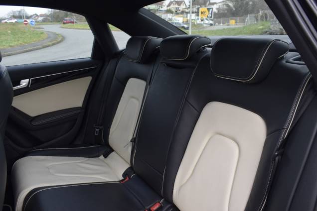 AUDI A4 SLINE TFSI 170 CV BVM6 11 AUDI A4 SLINE TFSI 170 CV BVM6 11