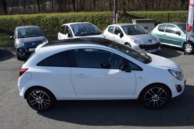 OPEL CORSA COLOR EDITION 1.4 100 CV / 59000 KMS 9 OPEL CORSA COLOR EDITION 1.4 100 CV / 59000 KMS 9