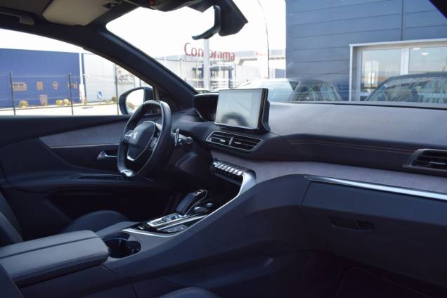 PEUGEOT 3008 GT HYBRID4 e-EAT8 300 CV 14 PEUGEOT 3008 GT HYBRID4 e-EAT8 300 CV 14