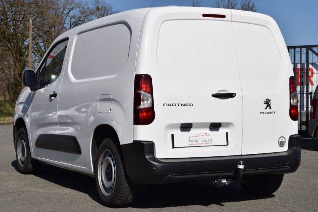 PEUGEOT PARTNER UTILITAIRE STANDARD HDI 100 CV 5 PEUGEOT PARTNER UTILITAIRE STANDARD HDI 100 CV 5