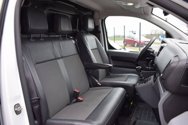 PEUGEOT EXPERT FOURGON UTILITAIRE HDI 100 CV BV6 13 PEUGEOT EXPERT FOURGON UTILITAIRE HDI 100 CV BV6 13