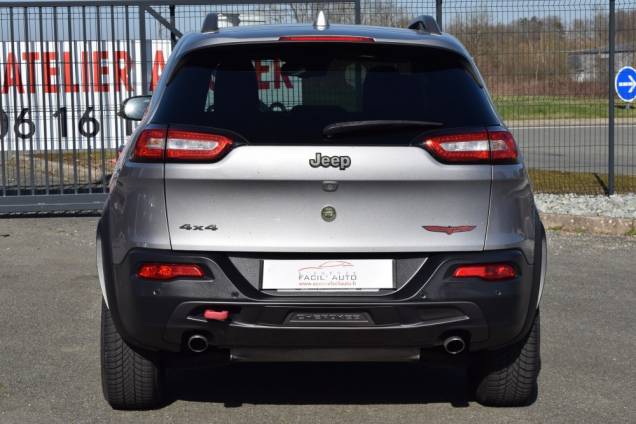 JEEP CHEROKEE TRAILHAWK ACTIVE DRIVE 3.2 V6 PENTASTAR 272 CV 4X4 BVA 7