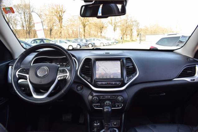 JEEP CHEROKEE TRAILHAWK ACTIVE DRIVE 3.2 V6 PENTASTAR 272 CV 4X4 BVA 9