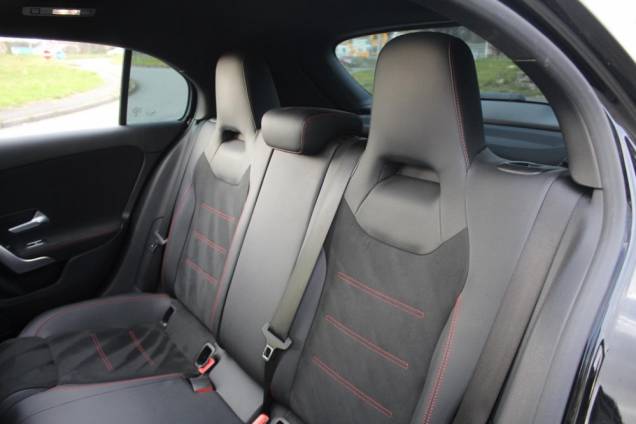 MERCEDES BENZ CLASSE A 200 AMG LINE 150 CV 8G-DCT / TOIT OUVRANT PANORAMIQUE 13