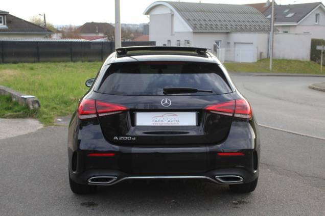 MERCEDES BENZ CLASSE A 200 AMG LINE 150 CV 8G-DCT / TOIT OUVRANT PANORAMIQUE 8