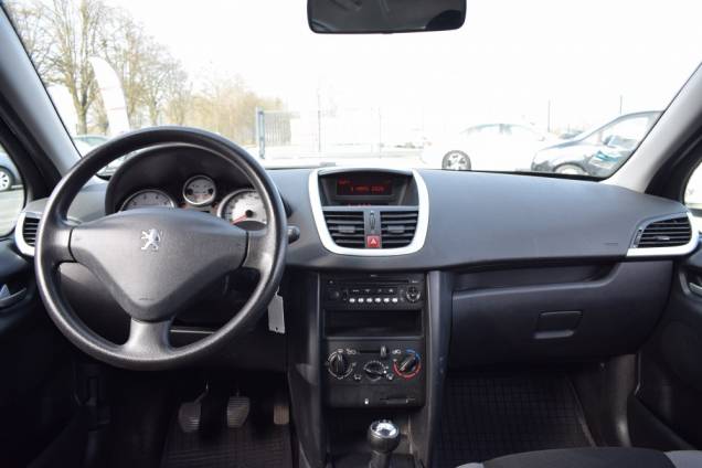 PEUGEOT 207 1.4 95 CV / CROCHET D'ATTELAGE  14