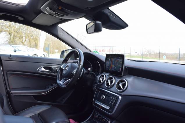 MERCEDES BENZ CLA SHOOTING BRAKE FASCINATION 220 d 4-MATIC 7G-DCT 177 CV 14