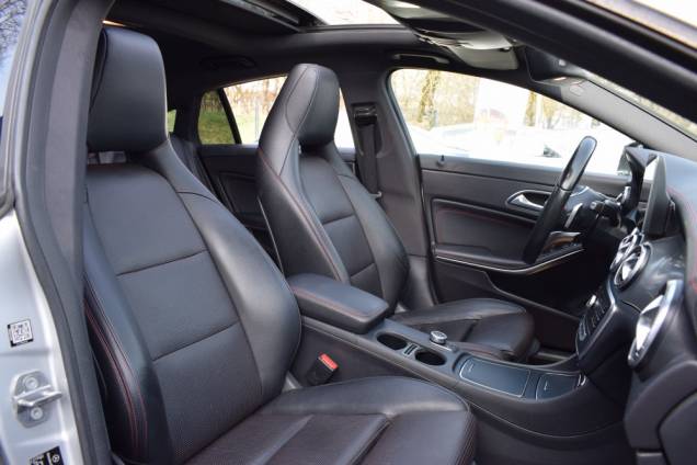 MERCEDES BENZ CLA SHOOTING BRAKE FASCINATION 220 d 4-MATIC 7G-DCT 177 CV 15