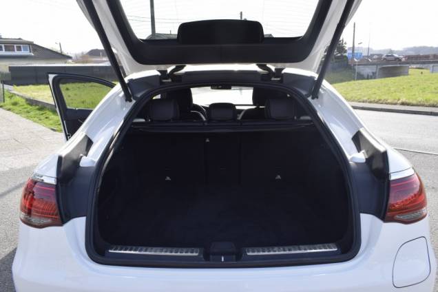 MERCEDES GLC COUPE 300 e AMG LINE 211 CV + 122 CV 4MATIC 9G-TRONIC 12