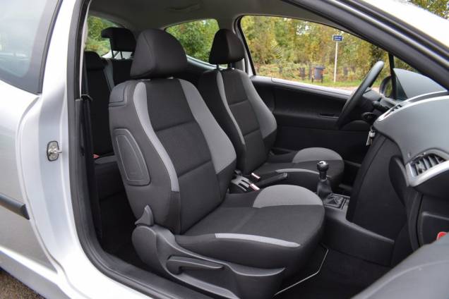 PEUGEOT 207 URBAN MOVE 1.4 75 CV 14