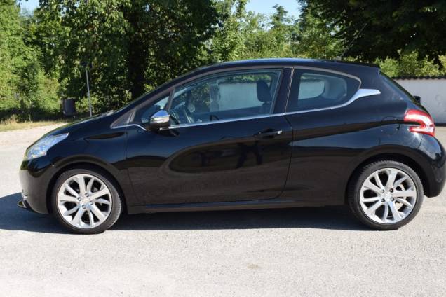 PEUGEOT 208 FELINE 1.6 VTI 120 CV / 76850 KMS / JBL / TOIT PANORAMIQUE / SIEGES AVANT CHAUFFANTS 7