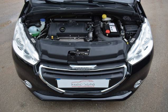 PEUGEOT 208 FELINE 1.6 VTI 120 CV / 76850 KMS / JBL / TOIT PANORAMIQUE / SIEGES AVANT CHAUFFANTS 21