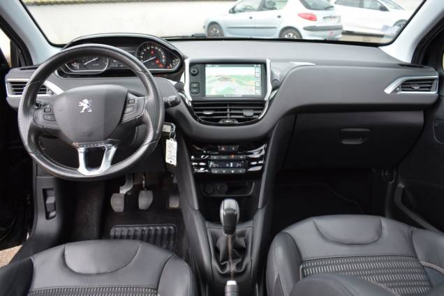 PEUGEOT 208 FELINE 1.6 VTI 120 CV / 76850 KMS / JBL / TOIT PANORAMIQUE / SIEGES AVANT CHAUFFANTS 17