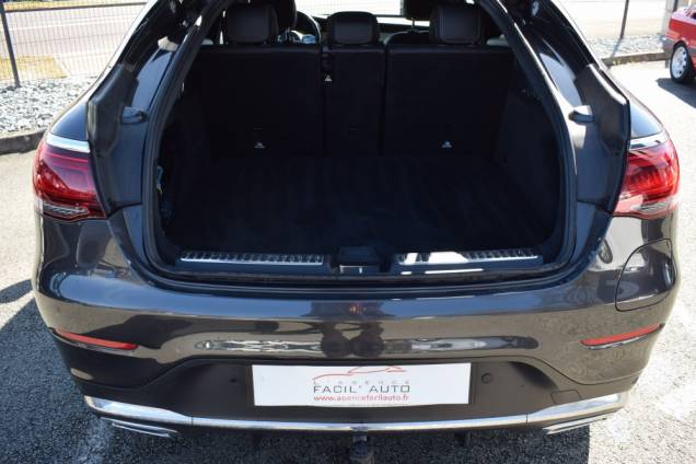 MERCEDES BENZ GLC 300 E COUPE AMG LINE 4MATIC 9G-TRONIC 211+122 CV  18