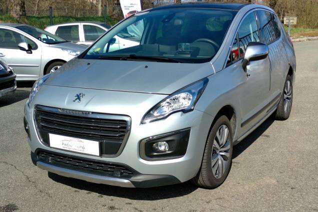 PEUGEOT 3008 1.6 HDI 115 CV / 1ère MAIN / 49900 KMS 1