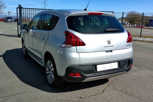 PEUGEOT 3008 1.6 HDI 115 CV / 1ère MAIN / 49900 KMS 3