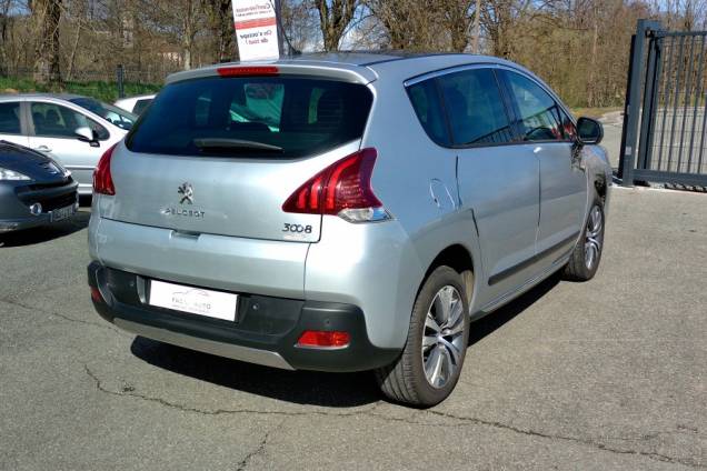 PEUGEOT 3008 1.6 HDI 115 CV / 1ère MAIN / 49900 KMS 4