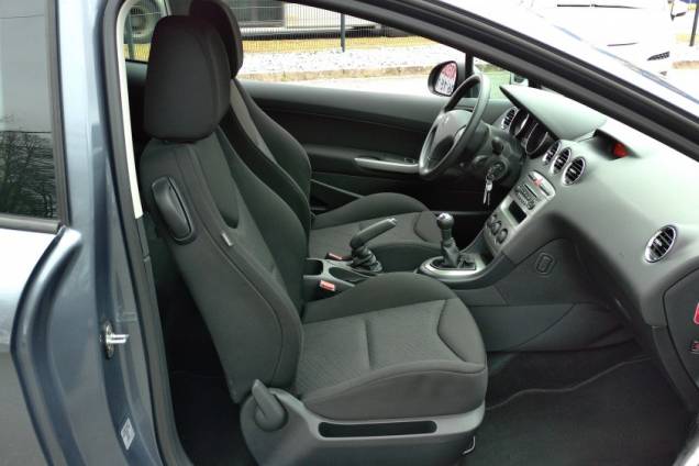 PEUGEOT 308 1.4 95 CV / 1ère MAIN / 43900 KMS 11