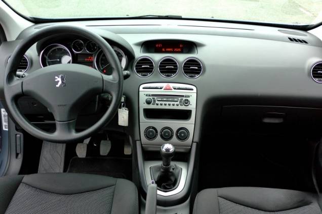 PEUGEOT 308 1.4 95 CV / 1ère MAIN / 43900 KMS 15