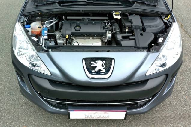 PEUGEOT 308 1.4 95 CV / 1ère MAIN / 43900 KMS 18