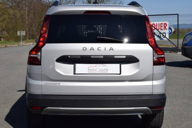 DACIA JOGGER CONFORT 1.0 ECO-G 100 CV 7 PLACES / ESSENCE-GPL 9 DACIA JOGGER CONFORT 1.0 ECO-G 100 CV 7 PLACES / ESSENCE-GPL 9