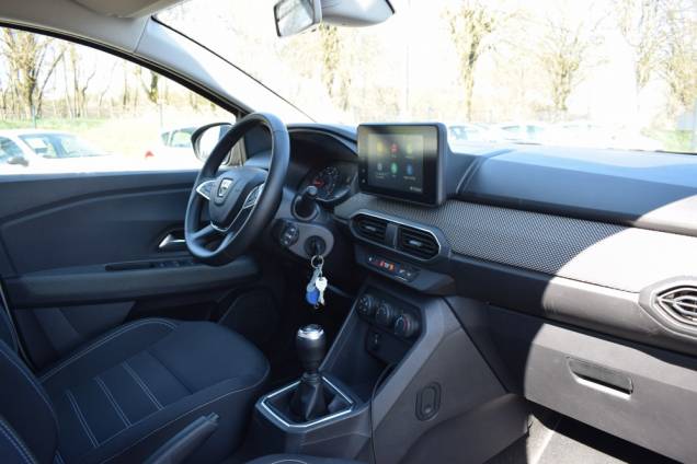 DACIA JOGGER CONFORT 1.0 ECO-G 100 CV 7 PLACES / ESSENCE-GPL 18 DACIA JOGGER CONFORT 1.0 ECO-G 100 CV 7 PLACES / ESSENCE-GPL 18