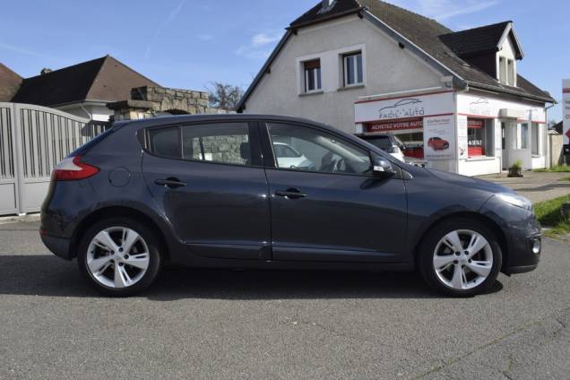 RENAULT MEGANE DYNAMIQUE 115 CV BVM  6