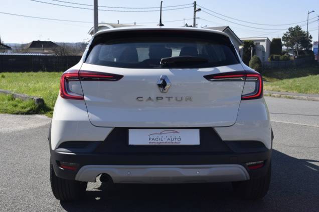 RENAULT CAPTUR BUSINESS DCI 115 CV BVA 4