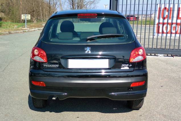 PEUGEOT 206+ 1.1 60 CV / 1ère MAIN / 75900 KMS 6