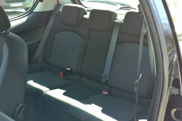 PEUGEOT 206+ 1.1 60 CV / 1ère MAIN / 75900 KMS 13