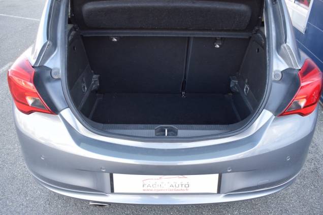 OPEL CORSA COLOR EDITION OPC LINE 1.4 TURBO 100 CV / SIEGES AVANT CHAUFFANTS / VOLANT CHAUFFANT 18