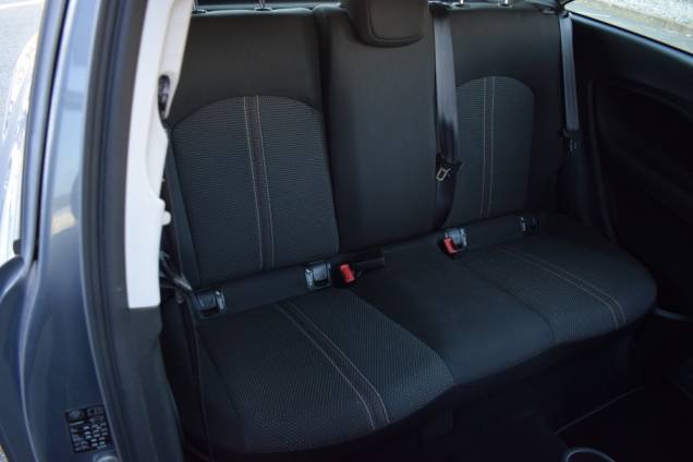 OPEL CORSA COLOR EDITION OPC LINE 1.4 TURBO 100 CV / SIEGES AVANT CHAUFFANTS / VOLANT CHAUFFANT 19