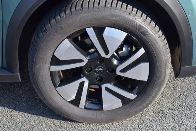 OPEL FRONTERA GS TURBO HYBRID 110 CV / 1ere MAIN / 4500 KMS / CHARGEUR INDUCTION 11 OPEL FRONTERA GS TURBO HYBRID 110 CV / 1ere MAIN / 4500 KMS / CHARGEUR INDUCTION 11