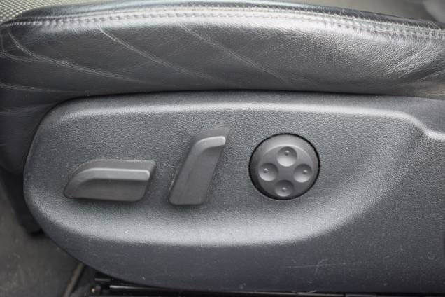 AUDI RS4 AVANT B7 4.2 V8 420 CV BVM6 / PACK F1 / PACK CARBONE / DISQUES CERAMIQUE / SYSTEME  BOSE 16