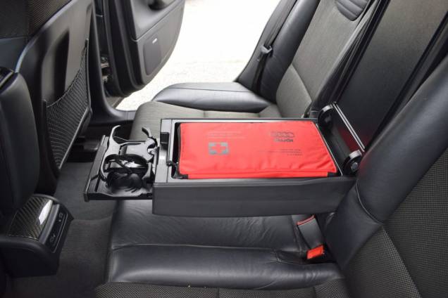 AUDI RS4 AVANT B7 4.2 V8 420 CV BVM6 / PACK F1 / PACK CARBONE / DISQUES CERAMIQUE / SYSTEME  BOSE 19