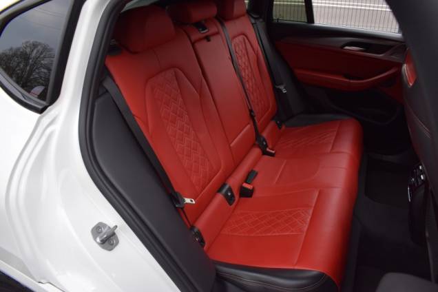 BMW X4 PACK M 30D X SERIE 3.0 D 265 CV XDRIVE STEPTRONIC 8 / ATTELAGE AMOVIBLE / HARMAN KARDON / ORIGINE FRANCE 33