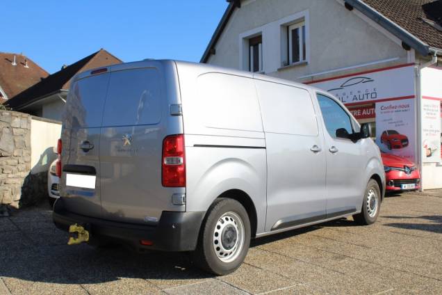 PEUGEOT EXPERT ASPHALT STANDART 2.0 BLUEHDI 180 CV EAT8 / 1ER MAIN / ORIGINE FRANCE 6 PEUGEOT EXPERT ASPHALT STANDART 2.0 BLUEHDI 180 CV EAT8 / 1ER MAIN / ORIGINE FRANCE 6