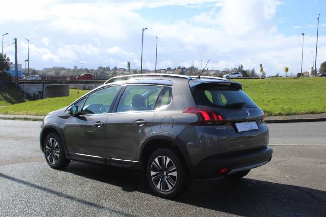 PEUGEOT 2008 ALLURE HDI 100 CV BVM6 6