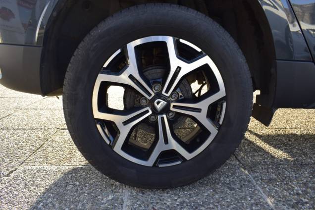 DACIA DUSTER PRESTIGE 4X4 1.5 DCI 115 CV BVM 22 DACIA DUSTER PRESTIGE 4X4 1.5 DCI 115 CV BVM 22