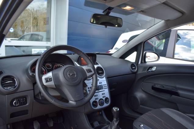 OPEL CORSA 150 eme ANNIVERSAIRE 1.0 65 CV 3 PORTES 10 OPEL CORSA 150 eme ANNIVERSAIRE 1.0 65 CV 3 PORTES 10