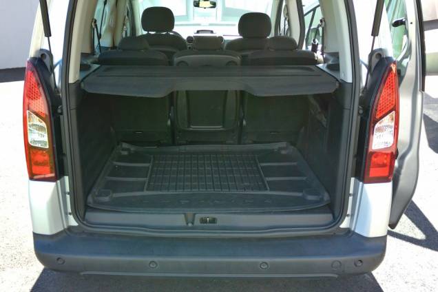 PEUGEOT PARTNER TEPEE 1.6 HDI 115 CV / ATTELAGE 16